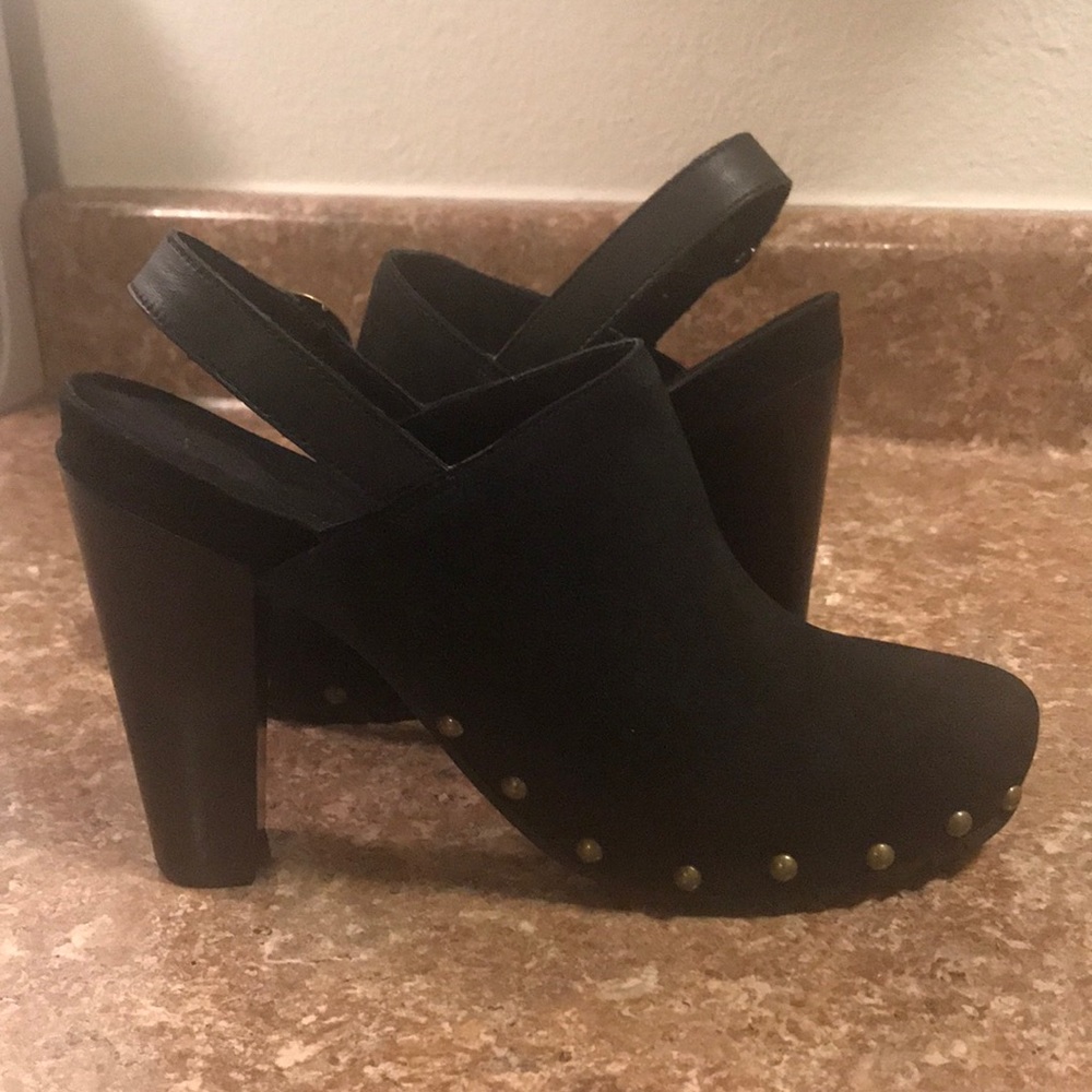 Kenneth Cole Black booties 6.5